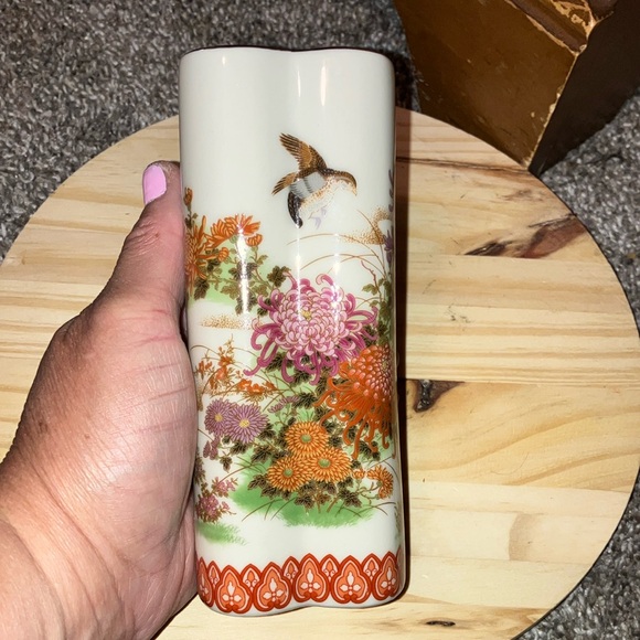 Shibata Japan Other - SHIBATA Japan Heart Shape Vase Birds & Flowers 6” Tall Colorful VINTAGE